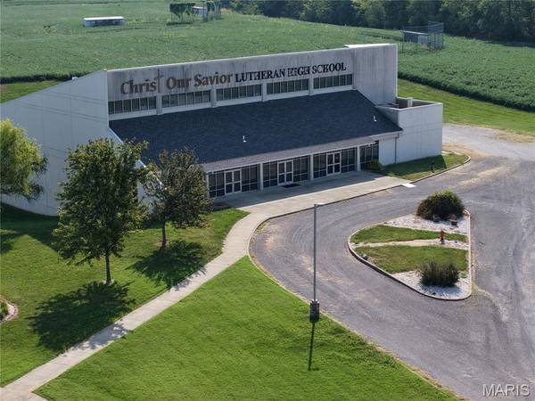 810 Soldiers WAY, Evansville, IL 62242