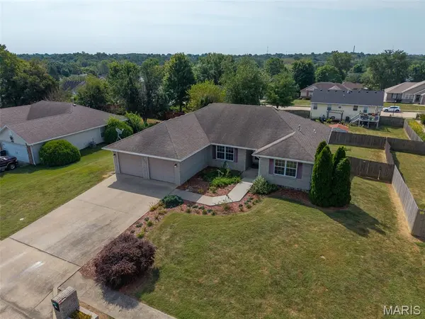 1502 Preakness DR, Columbia, MO 65202