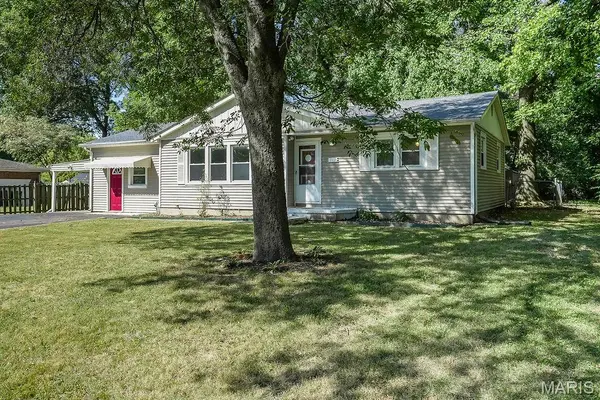 113 N Bend DR, Fairview Heights, IL 62208