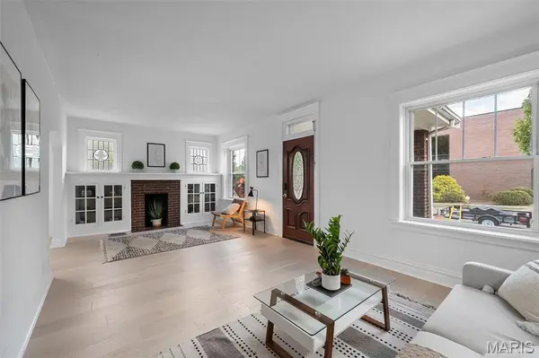 1137 Childress AVE, St Louis, MO 63139