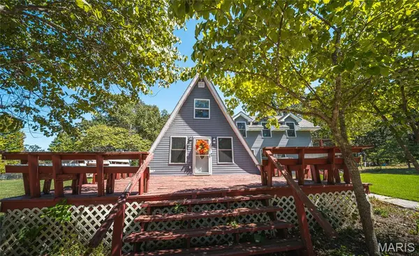 1168 Pawnee DR, Cuba, MO 65453