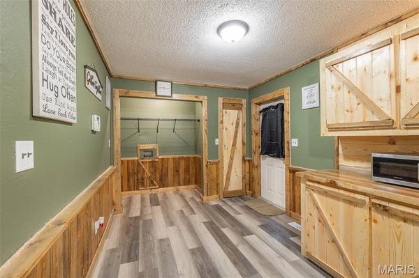 1206 Apple ST, Poplar Bluff, MO 63901