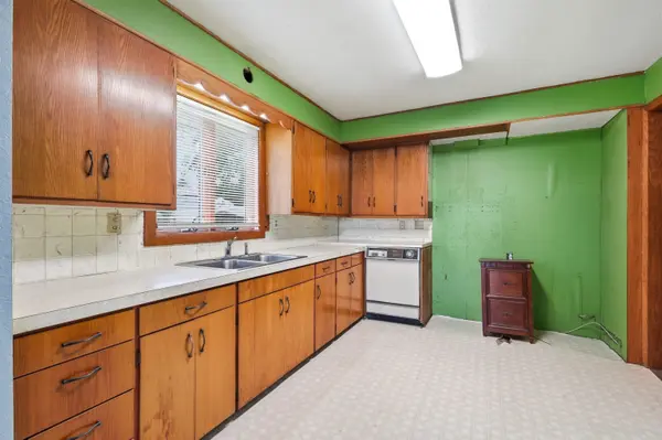 2071 140th ST, Hazleton, IA 50641