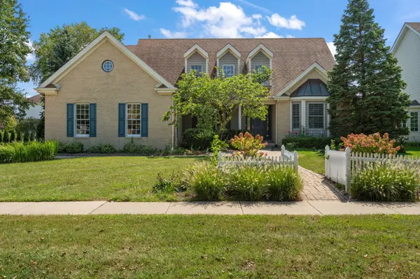 1624 Timberwood LN, Munster, IN 46321