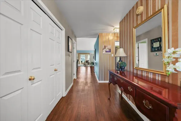 1060 Vanderburgh ST, Valparaiso, IN 46385