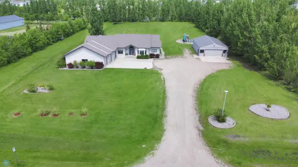 678 45th AVE W, West Fargo, ND 58078