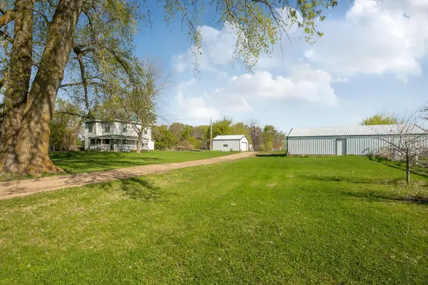 2840 30th ST NE, Buffalo, MN 55313
