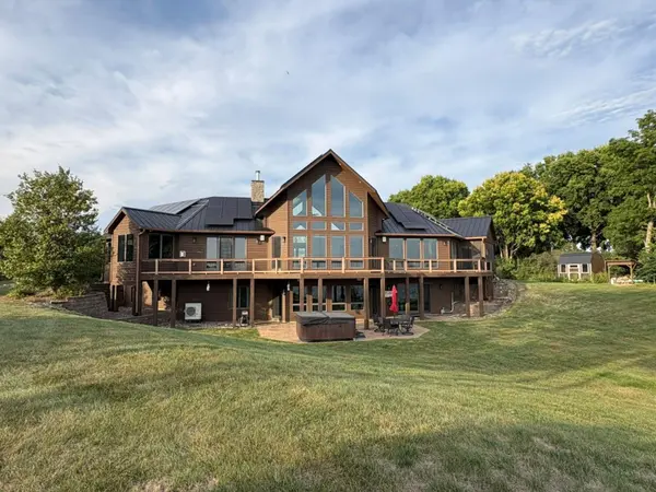 29675 Faith CT, Cannon Falls, MN 55009