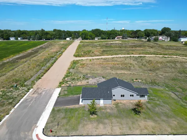 480 Ramey RD, Maple Lake, MN 55358