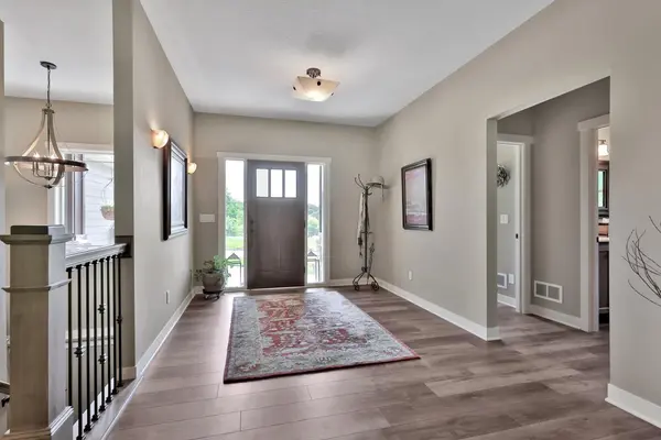 4144 Shady Oak RD S, Minnetonka, MN 55343