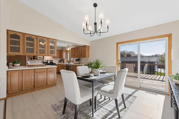1193 Shawmut ST S, Shakopee, MN 55379