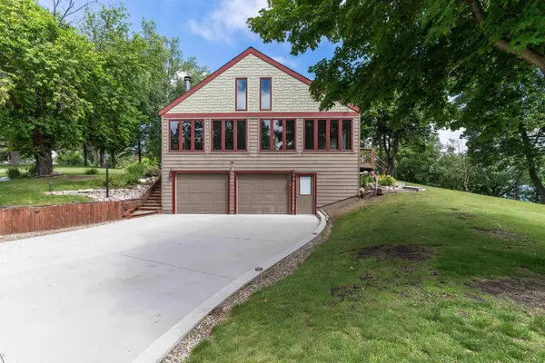 1508 Brenvei DR, Fergus Falls, MN 56537
