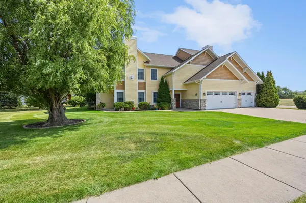 755 Hickory WAY #2, Lake City, MN 55041