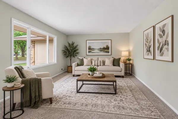 10250 Boundary Creek TER, Maple Grove, MN 55369