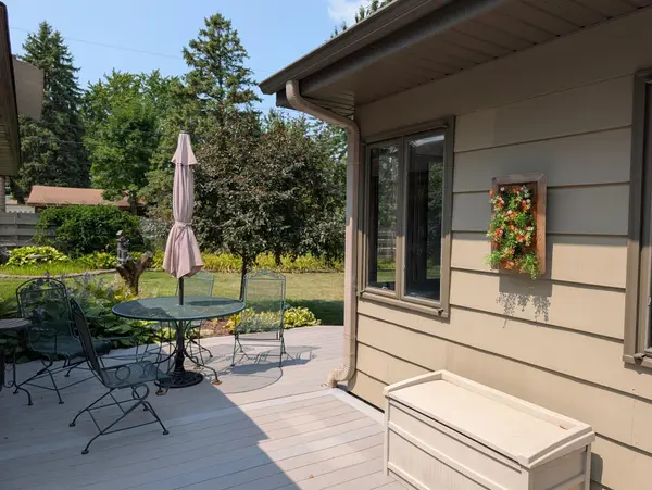 9073 Northwood CIR, New Hope, MN 55427