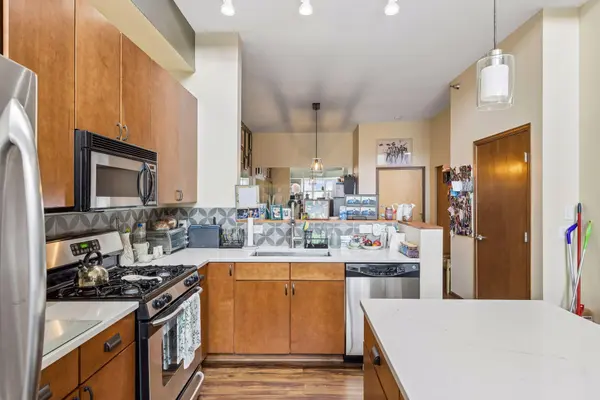 2650 University AVE W #205, Saint Paul, MN 55114