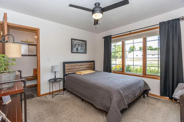 412 Voyager DR, Alexandria, MN 56308