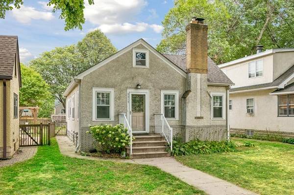 5217 Columbus AVE, Minneapolis, MN 55417