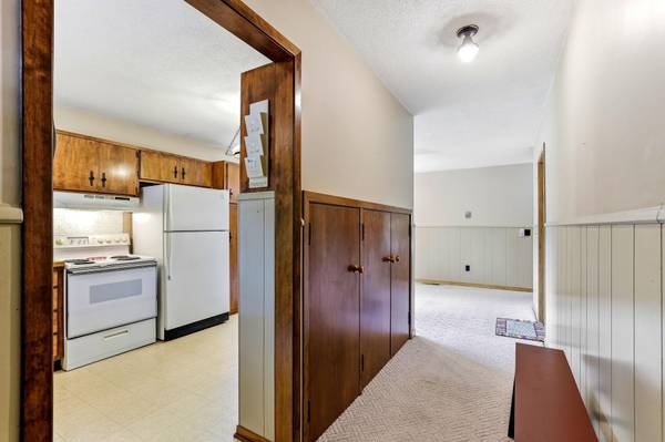 347 Spruce DR E, Annandale, MN 55302