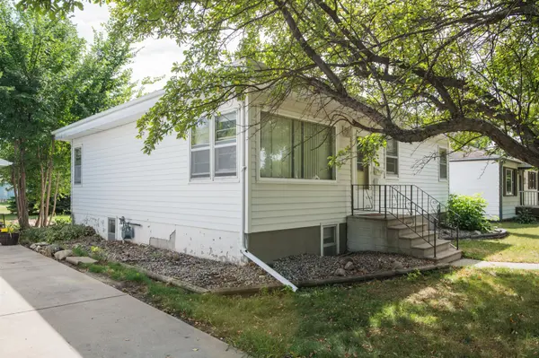 614 16th ST N, Moorhead, MN 56560
