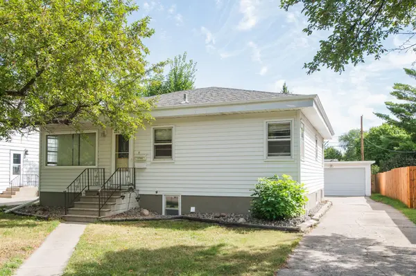 614 16th ST N, Moorhead, MN 56560