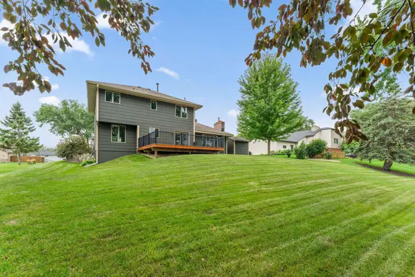 9623 161st ST W, Lakeville, MN 55044
