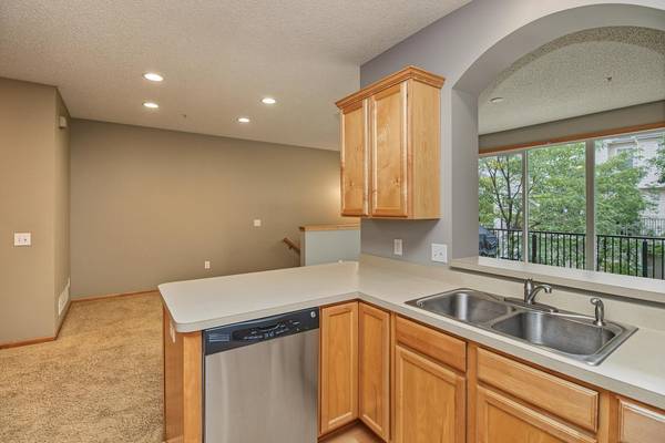 2598 136th ST W, Rosemount, MN 55068