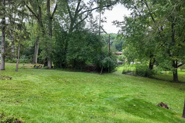 106 Glendale RD, Winona, MN 55987