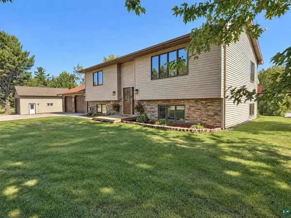 10 Wilhelmina DR, Carlton, MN 55718