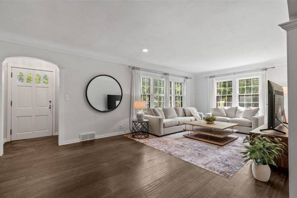 3540 Plymouth RD, Minnetonka, MN 55305