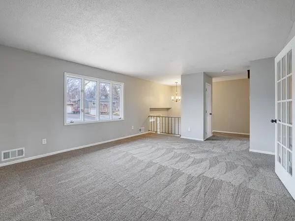 2304 13th AVE E, North Saint Paul, MN 55109