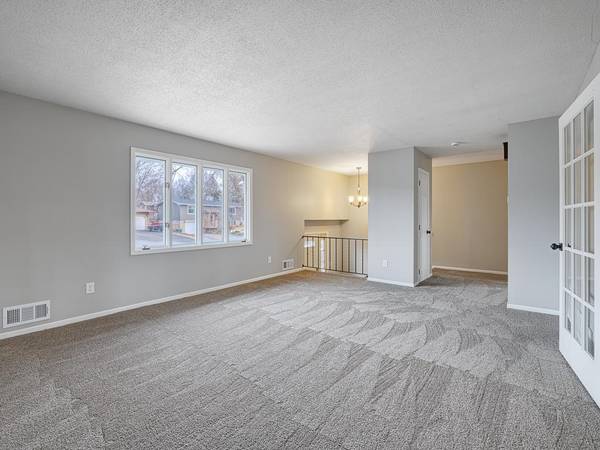 2304 13th AVE E, North Saint Paul, MN 55109