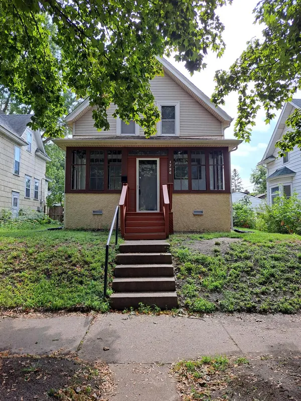 1796 Minnehaha AVE W, Saint Paul, MN 55104