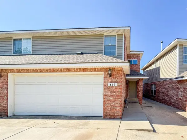 839 Rambling Oaks DR, Norman, OK 73072