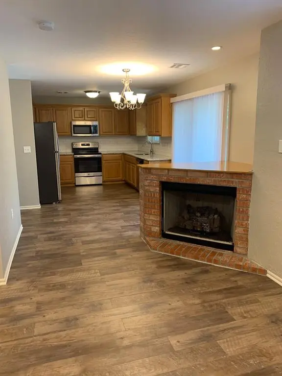 831 Rambling Oaks DR, Norman, OK 73072