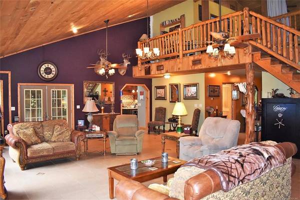 1761 Jc LOOP, Valliant, OK 74764