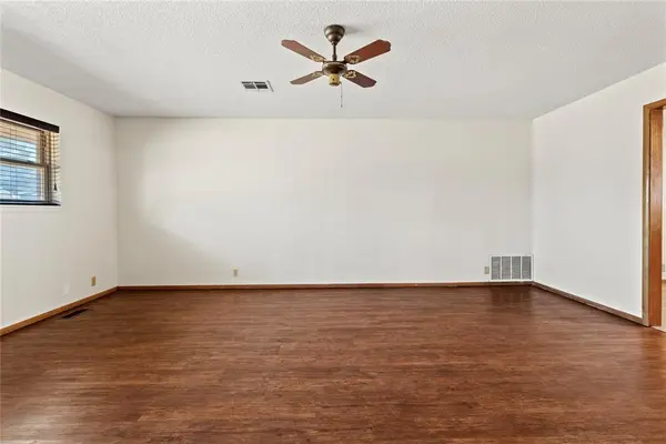 809 E Arlington AVE, Weatherford, OK 73096