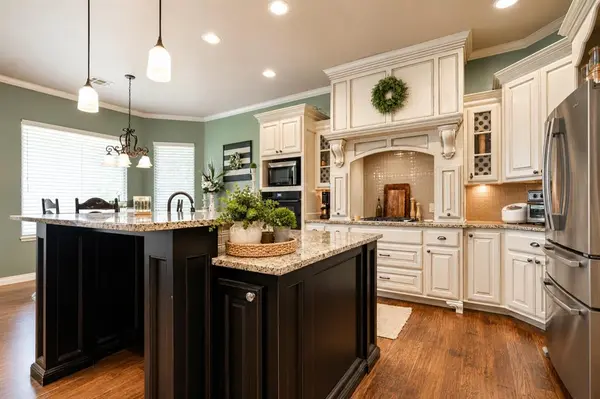 2113 Sycamore Creek AVE, Yukon, OK 73099