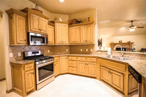 2601 Lolo TRL, Edmond, OK 73003