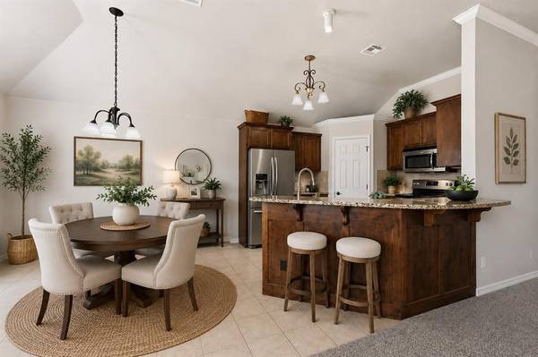 11640 SW 10th ST, Yukon, OK 73099