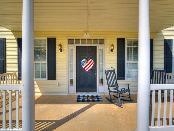 101 Chardonnay LN, Norman, OK 73071
