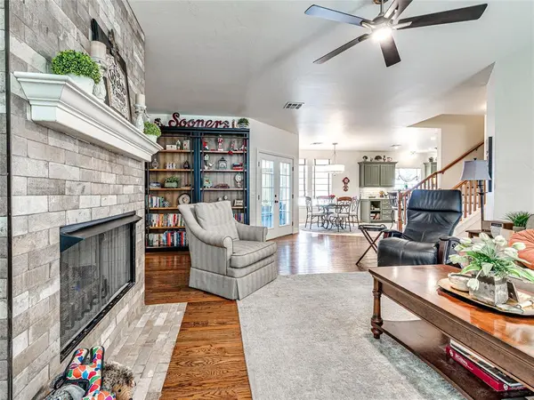 101 Chardonnay LN, Norman, OK 73071