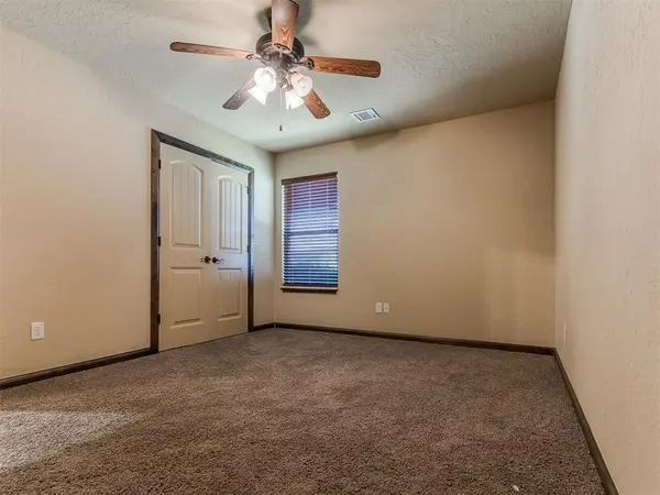 2812 SW 95th ST, Oklahoma City, OK 73159