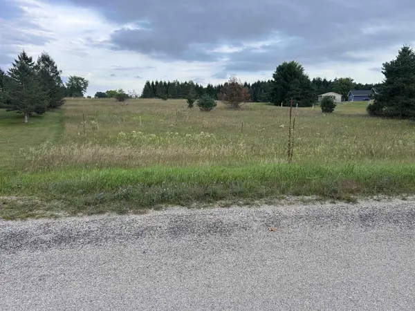 SKYVIEW #3, Waupaca, WI 54981