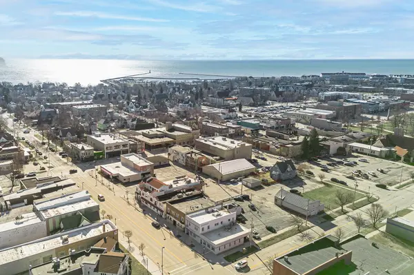831 MICHIGAN AVE, Sheboygan, WI 53081