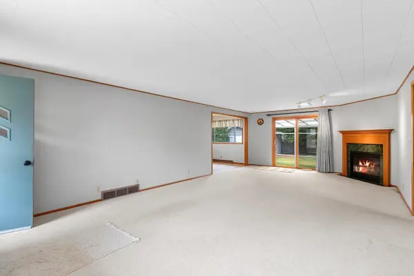 2336 44TH ST, Two Rivers, WI 54241