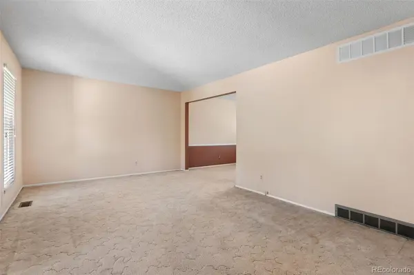 14835 E Caspian PL, Aurora, CO 80014