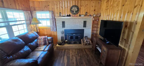 76 Vista DR, Westcliffe, CO 81252