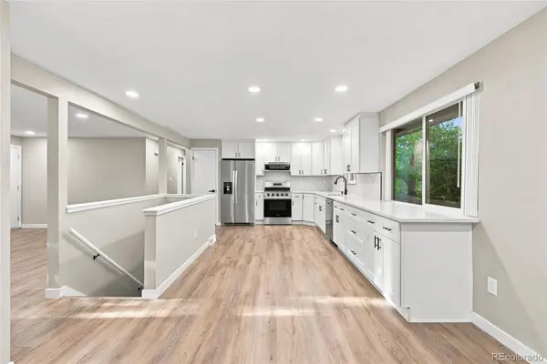 4854 S Parfet ST, Littleton, CO 80127