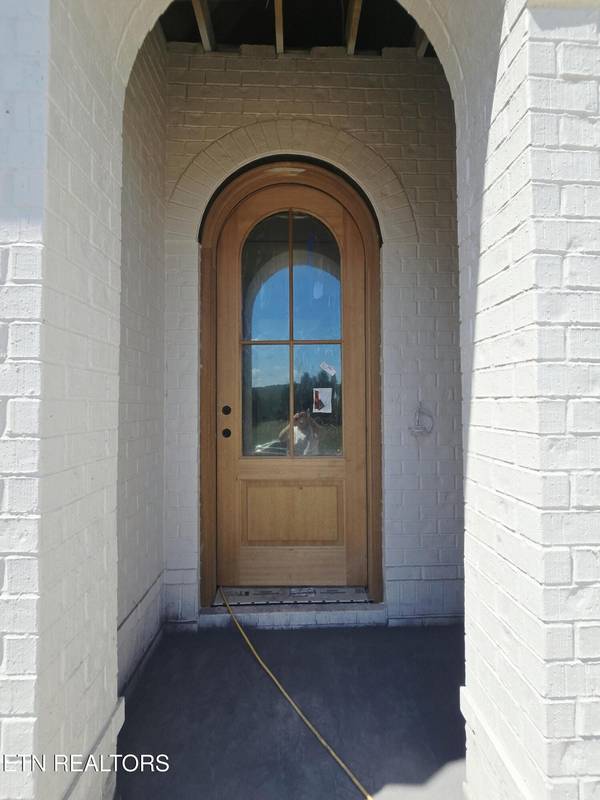 1645 Stone Harbor Blvd, Lenoir City, TN 37772